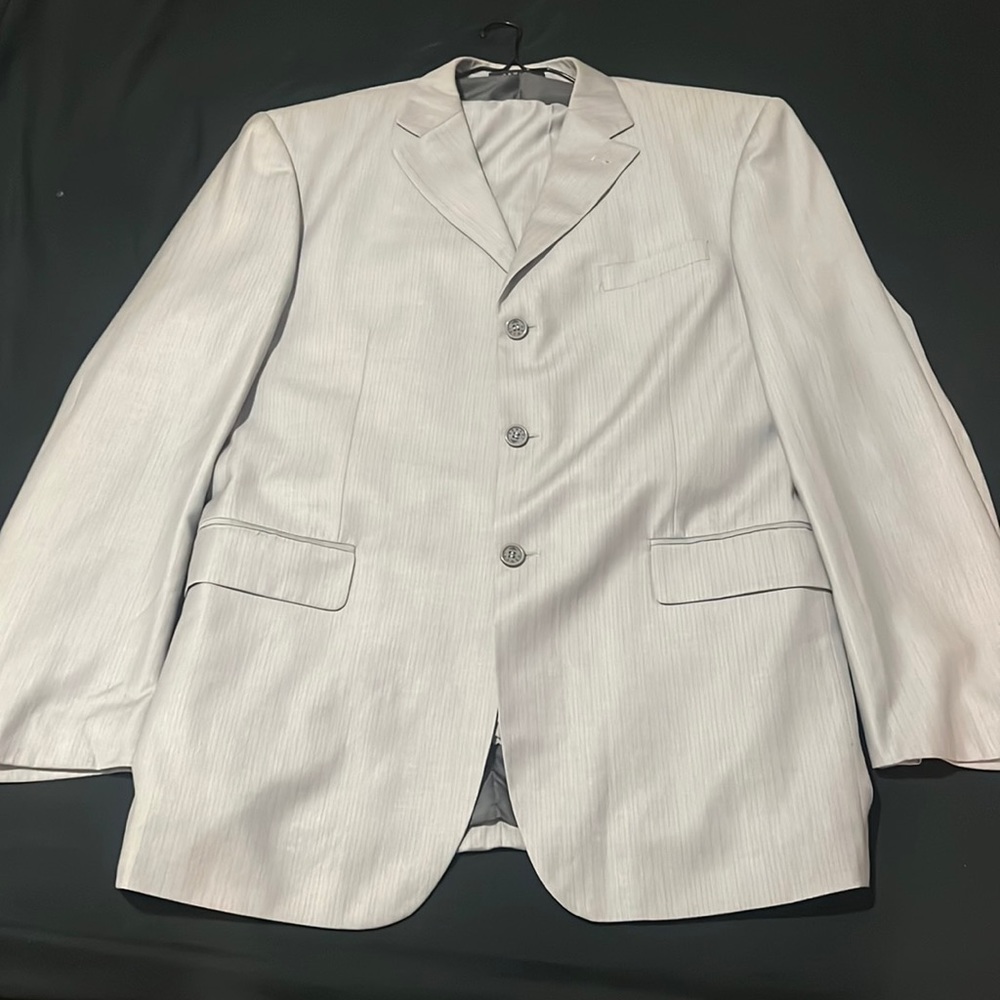 Giorgio Armani jacket size 56 ( grey ) with matching pants ( not genuine )